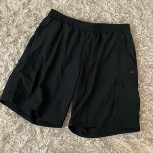 Men’s Dressy Casual Quick Dry Shorts - Size Medium